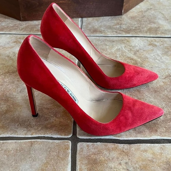 Manolo Blahnik Red Heels - Picture 4 of 11